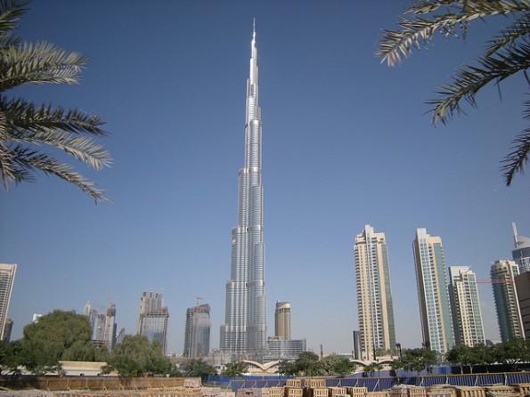 a mostani rekorder a Burj Khalifa