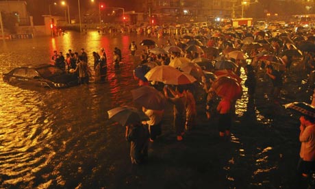 esőzés Pekingben